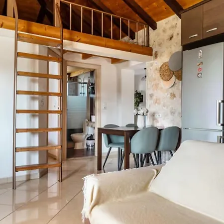 Key Villa Tsoukaládhes